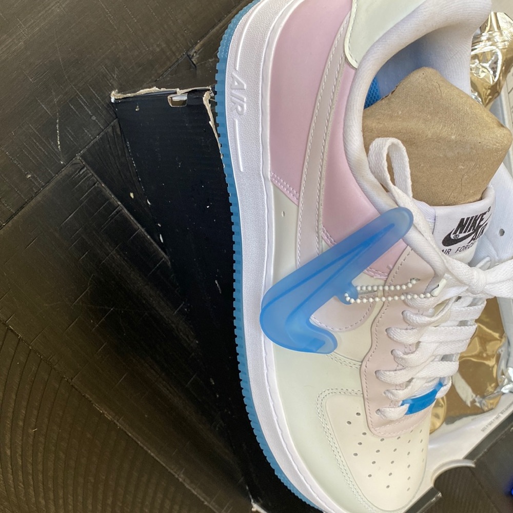 WMNS AIR FORCE 1 ‘07 LX